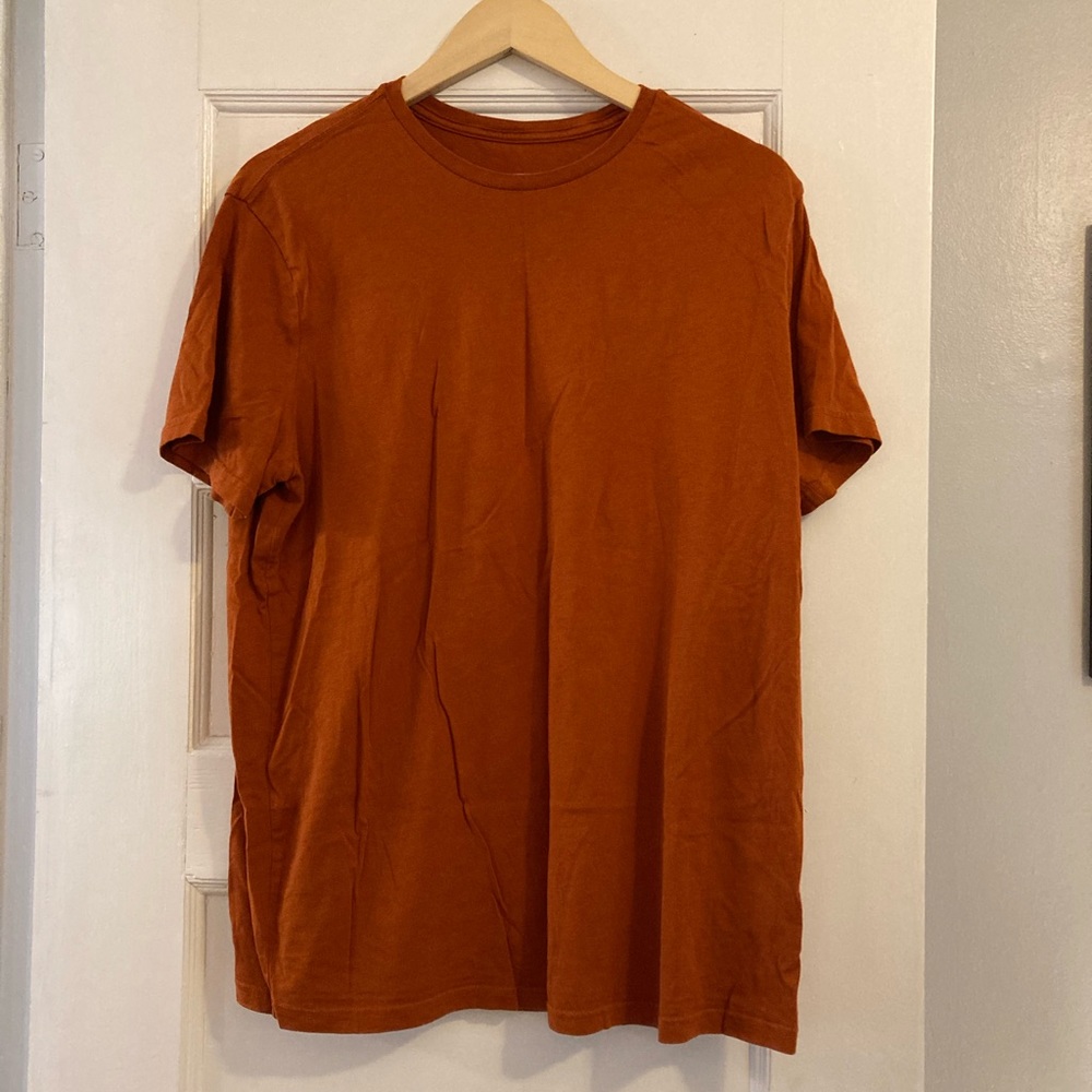 Good fellow simple tee shirt